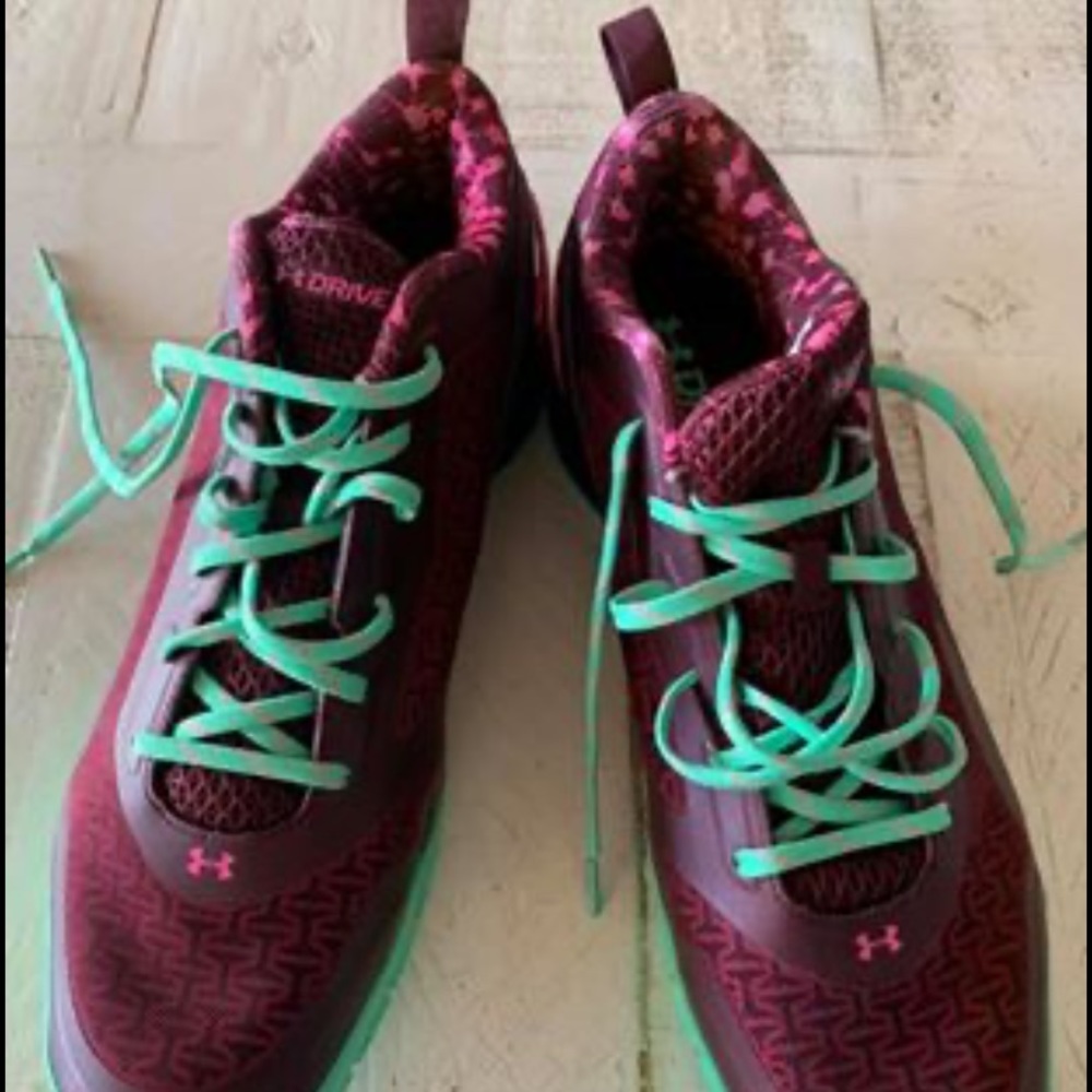 Men’s Under Armour shoes